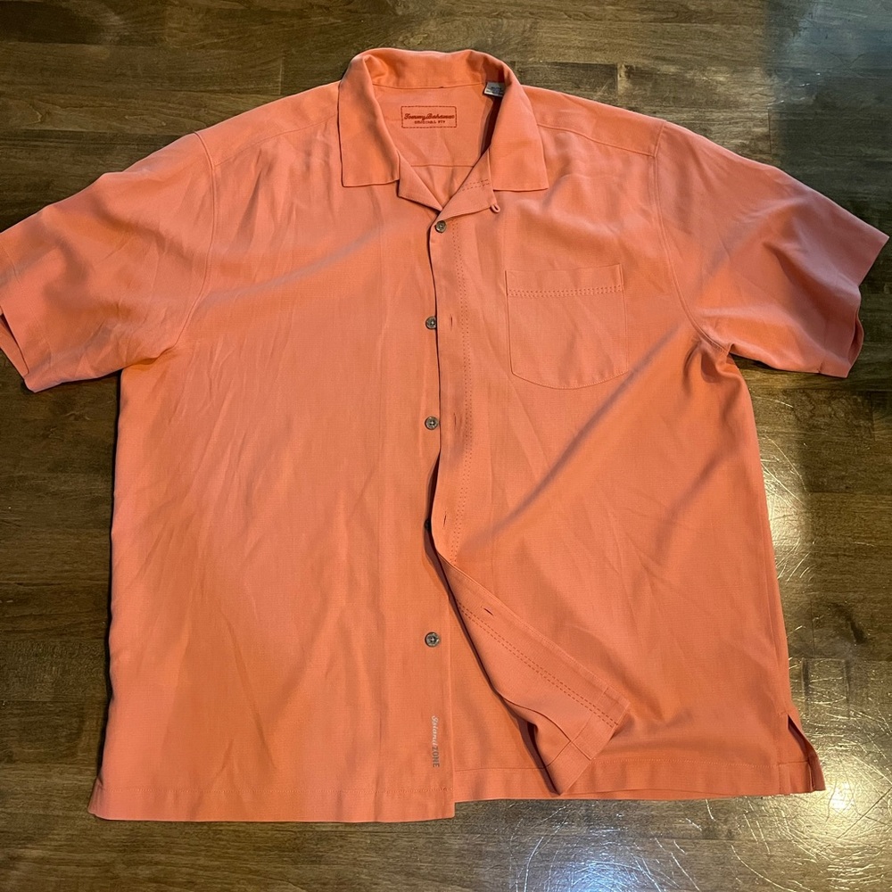 Tommy Bahama Short Sleeve silk Shirt